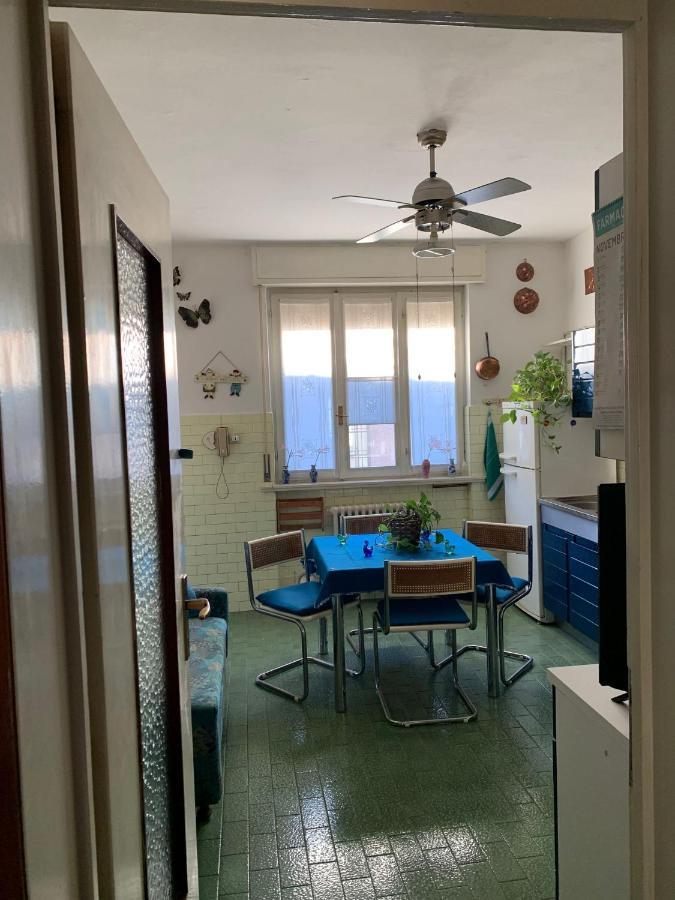 Villa The Swan - Composed By 2 Apartments Мандельо дел Ларио Екстериор снимка